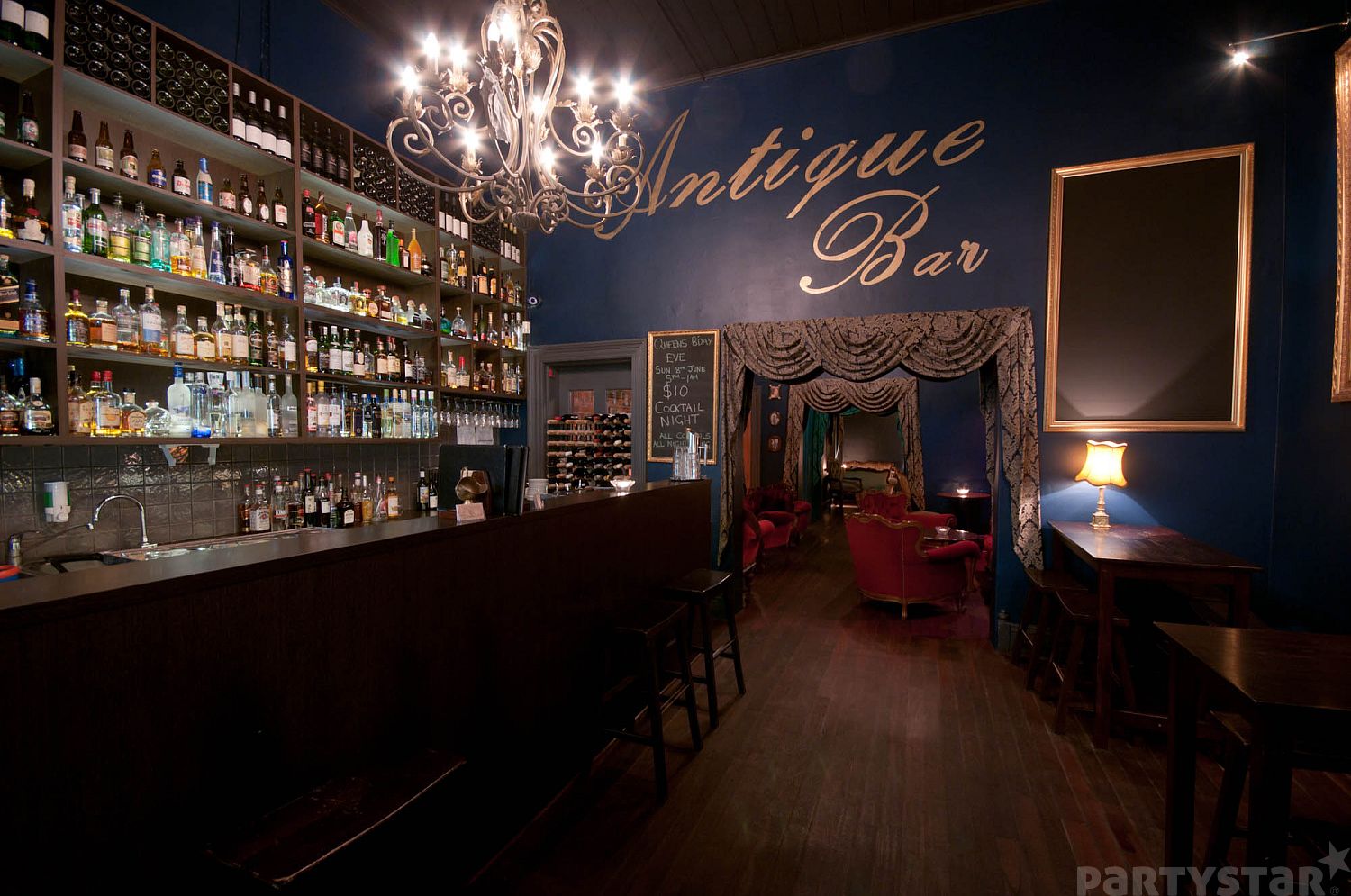 Antique Bar, Elsternwick, VIC. Venue photo #2