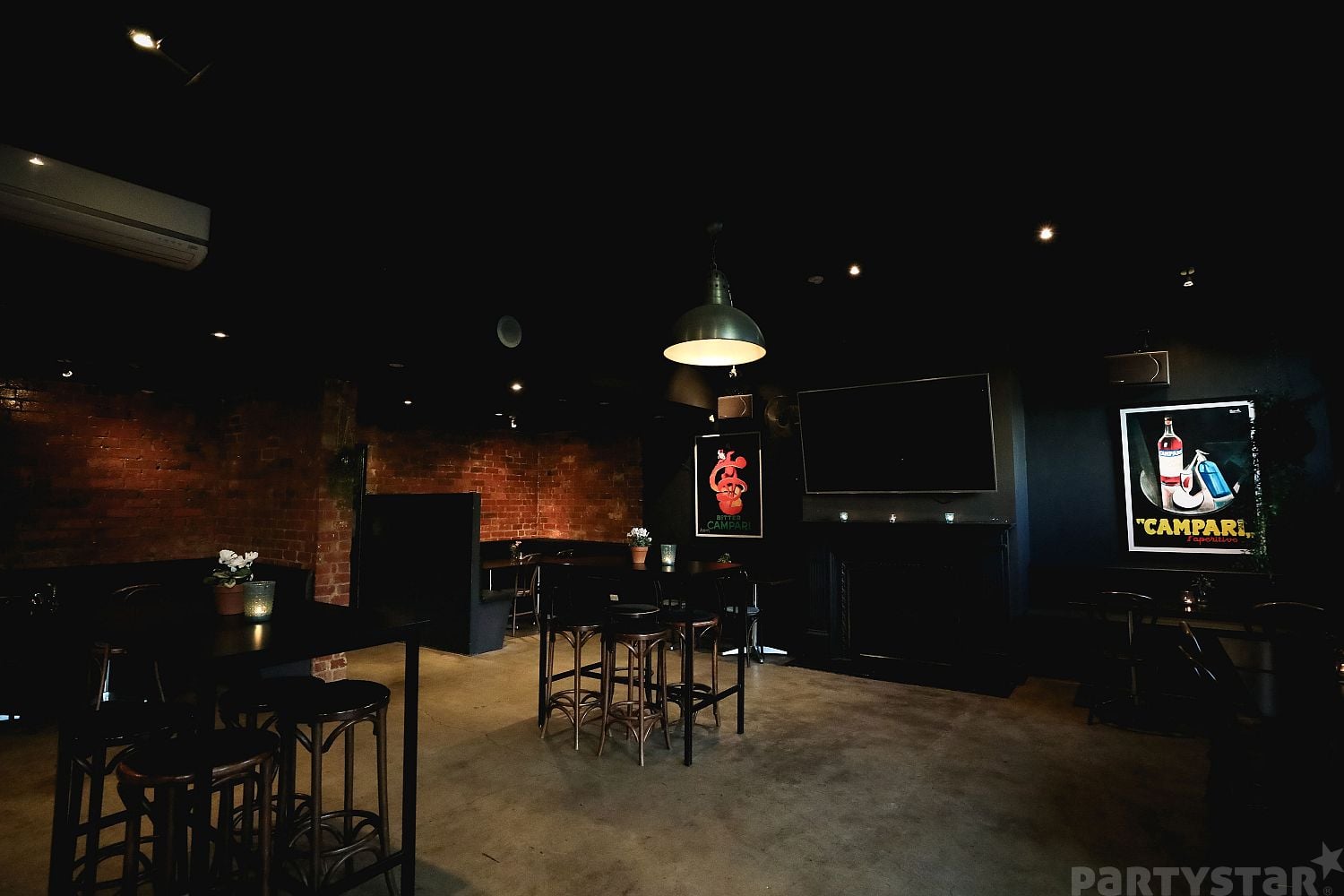 Large Fireplace function space at Yorkshire Stingo Hotel, Abbotsford, VIC. Photo 5