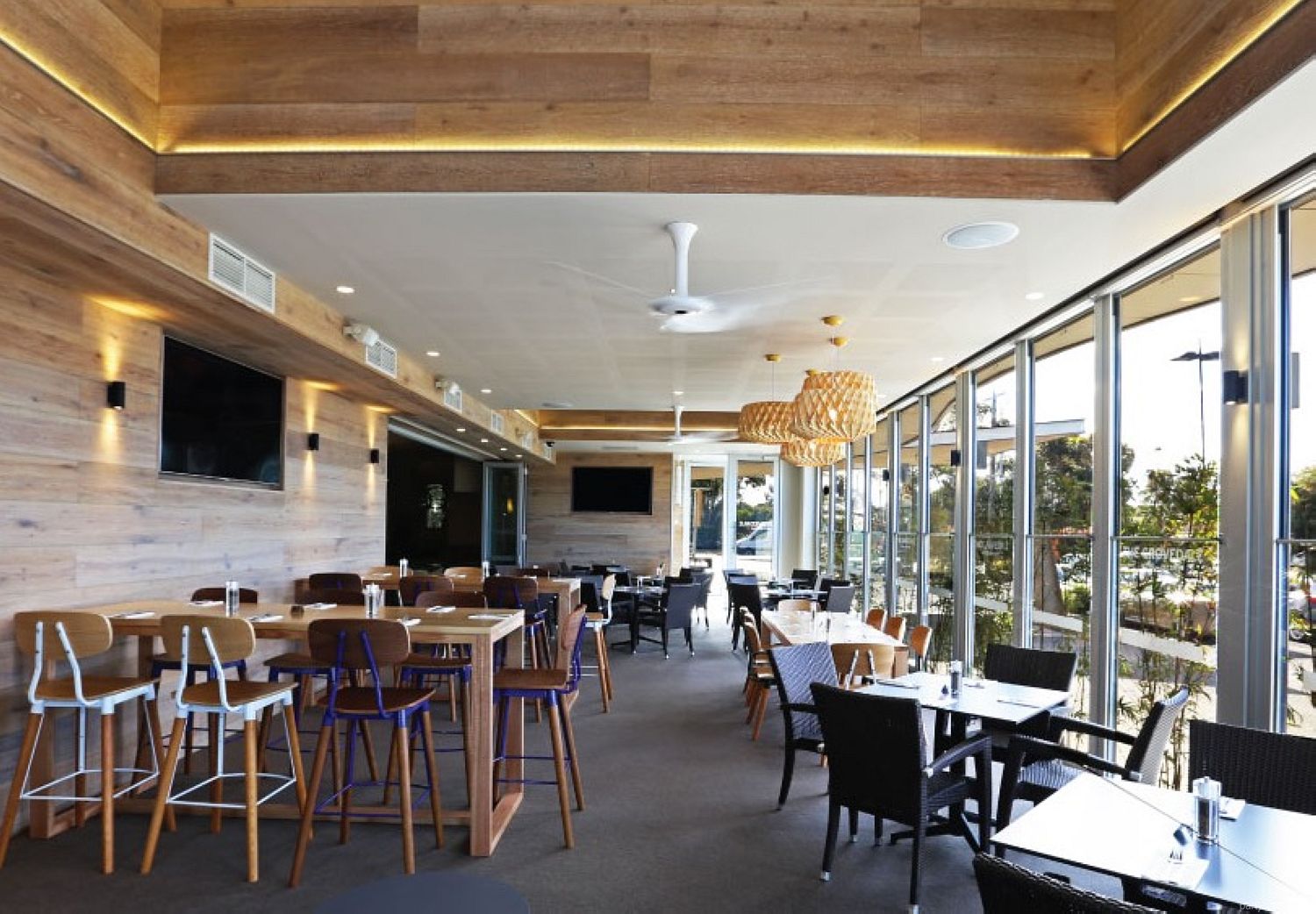 The Grovedale Hotel, Grovedale, VIC. Function Room hire photo #2