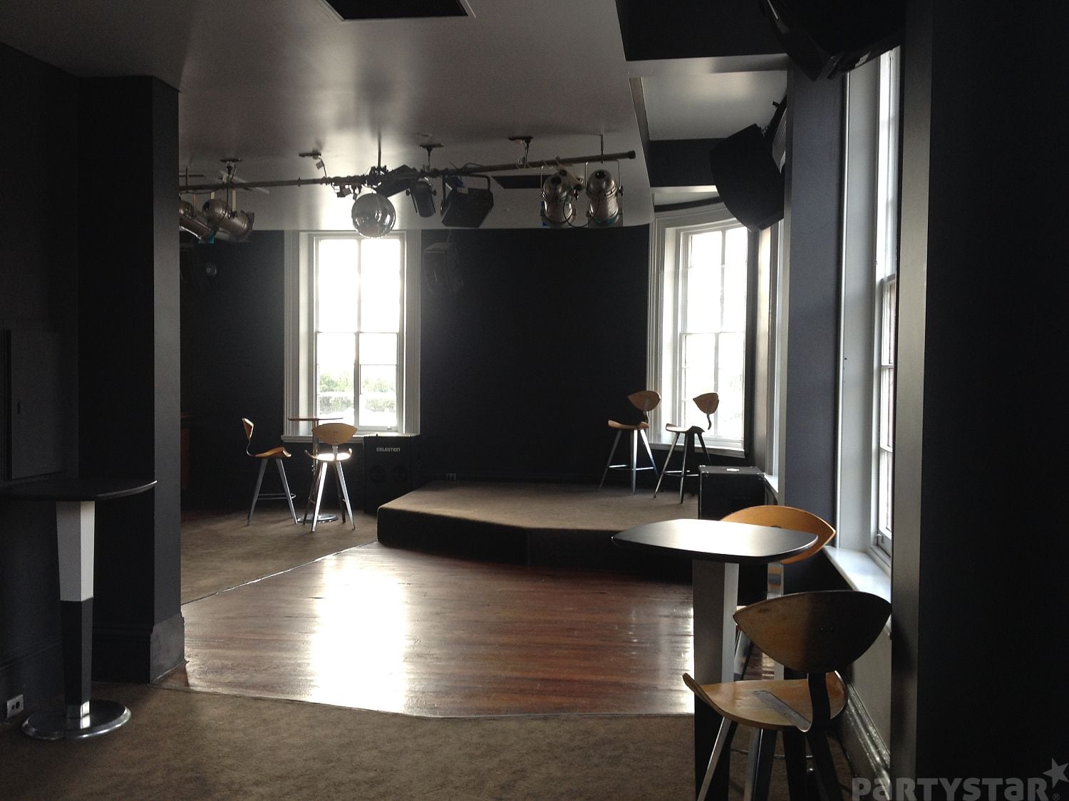 Level 2 function space at The Deck, Geelong, VIC. Photo 3