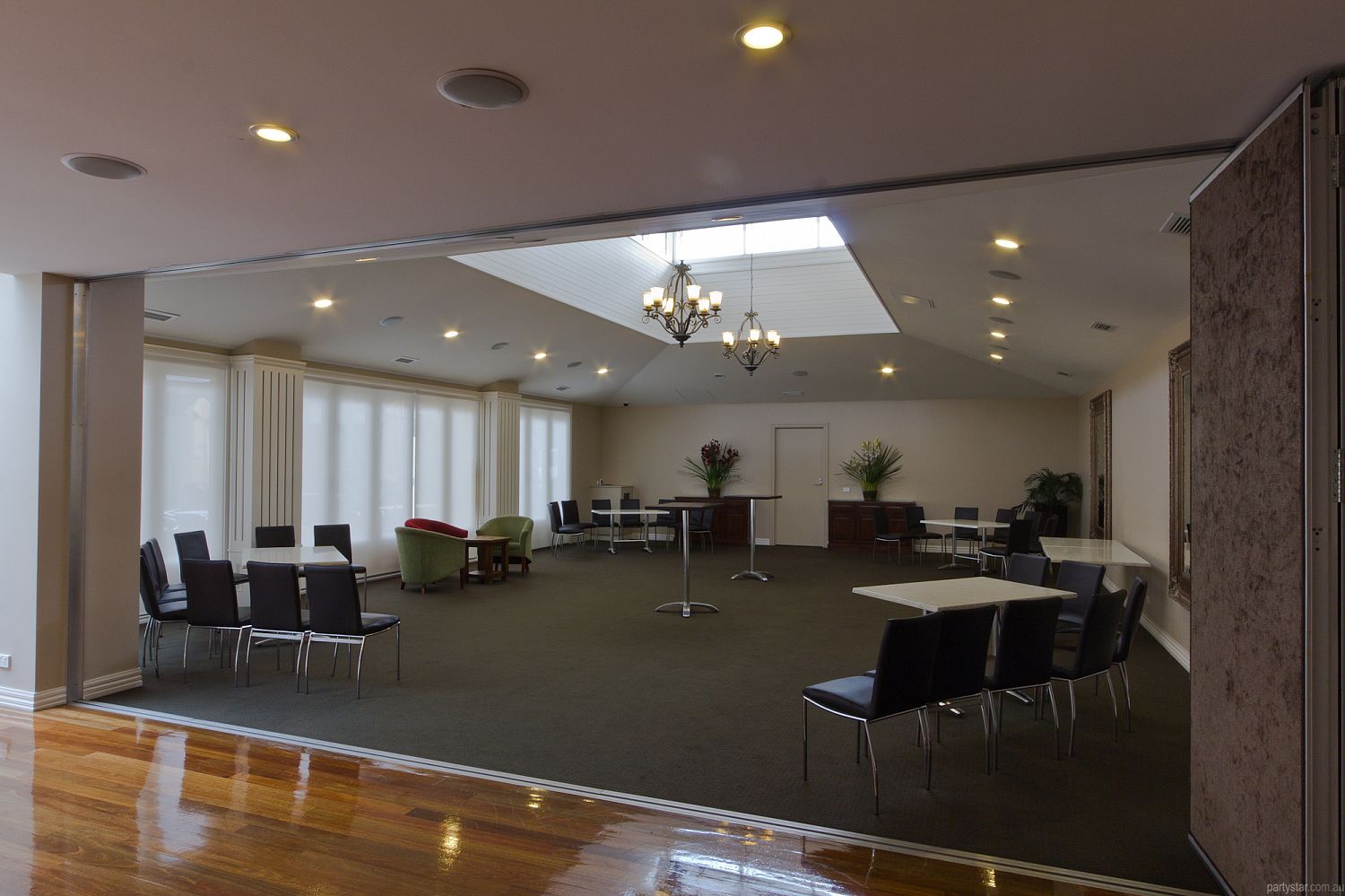 Oscar's Hotel, Ballarat, VIC. Function Room hire photo #4