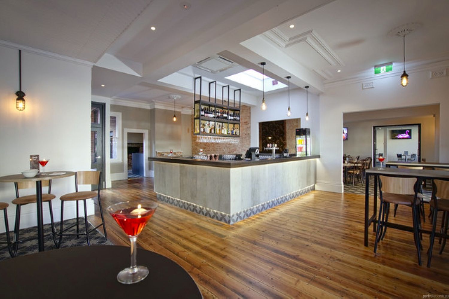 Robin Hood Hotel, Ballarat, VIC. Function Room hire photo #1