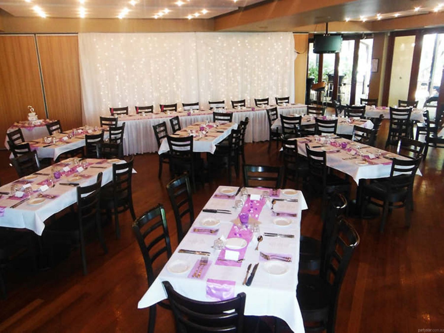 Benowa Tavern, Bundall, QLD. Function Room hire photo #2