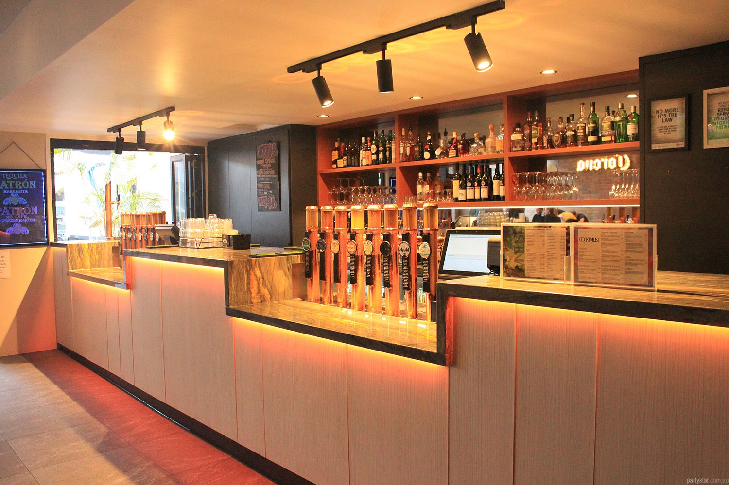 Waxy's Irish Pub, Surfers Paradise, QLD. Function Room hire photo #3