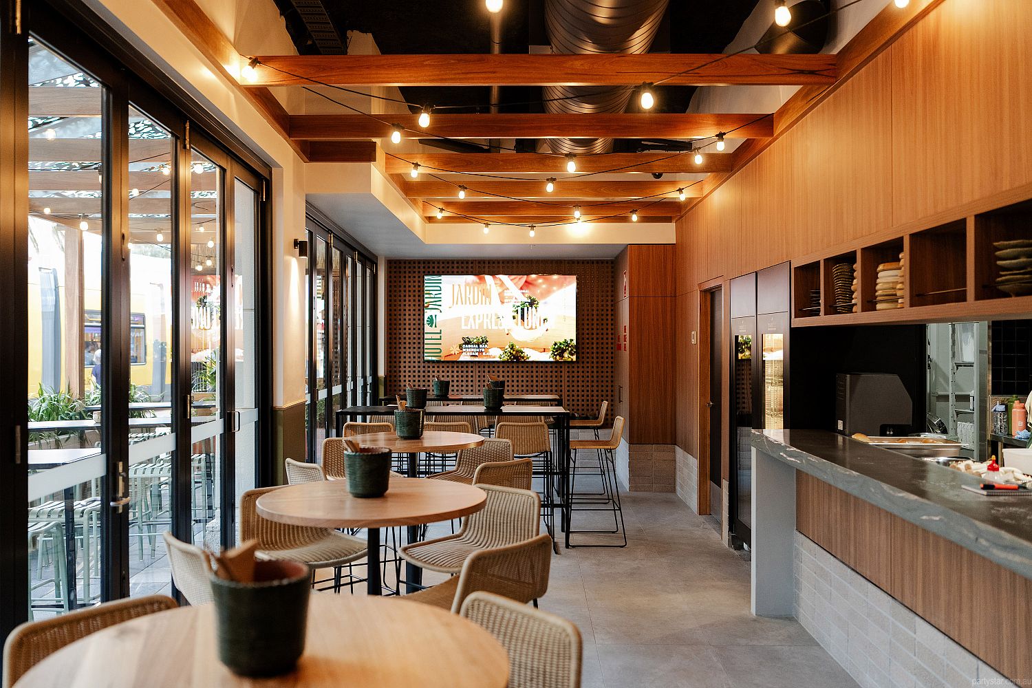 Hotel Jardin, Surfers Paradise, QLD. Venue photo #5