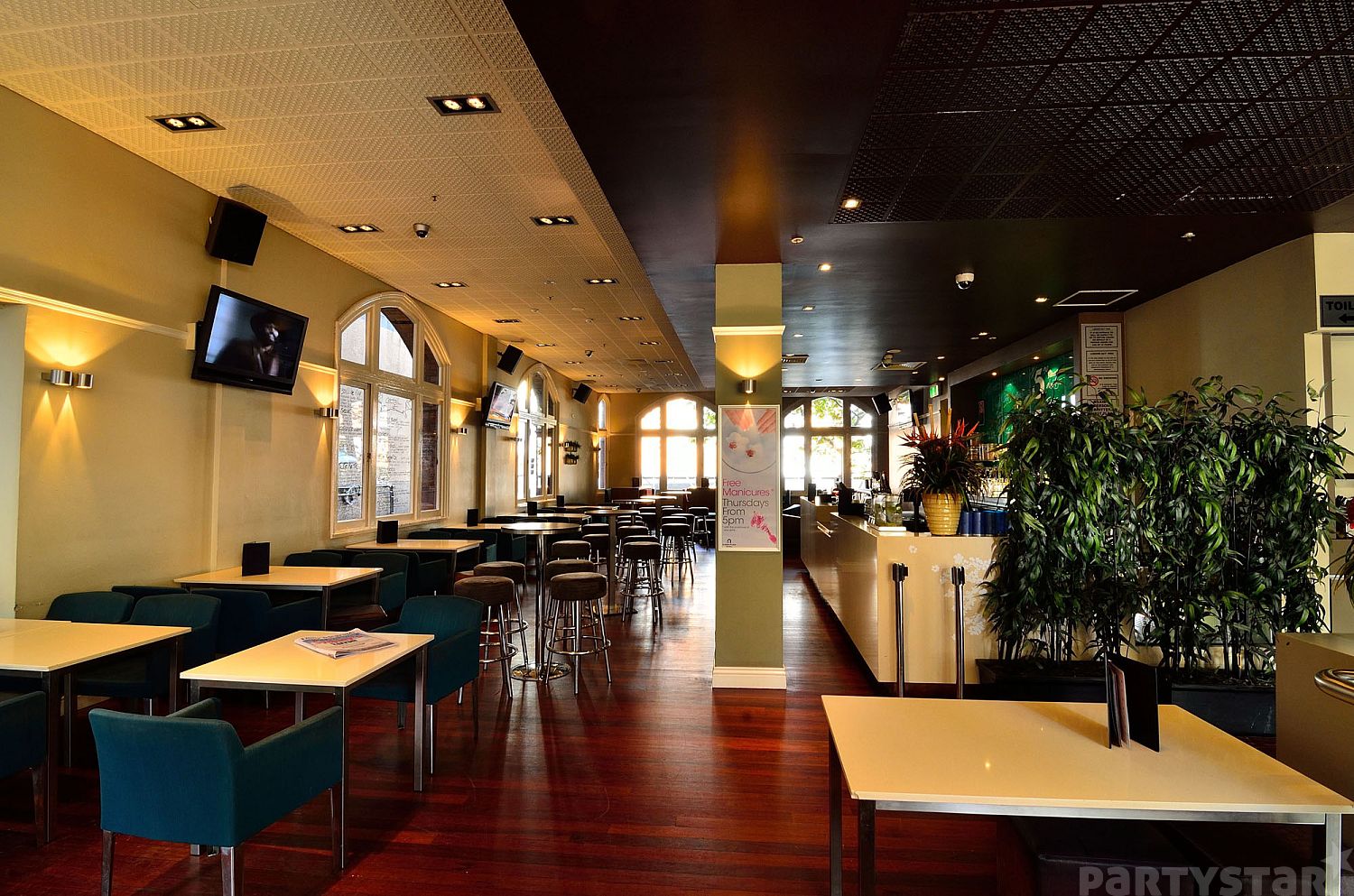 Upstairs function space at Albion Place Hotel, Sydney, NSW. Photo 1