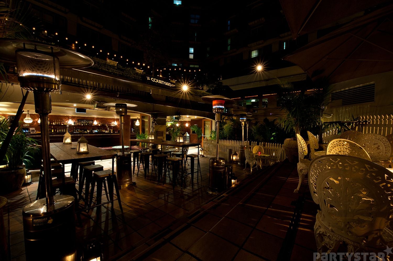 Courtyard Bar function space at The Club, Potts Point, NSW. Photo 1