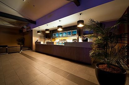 Commercial Hotel
