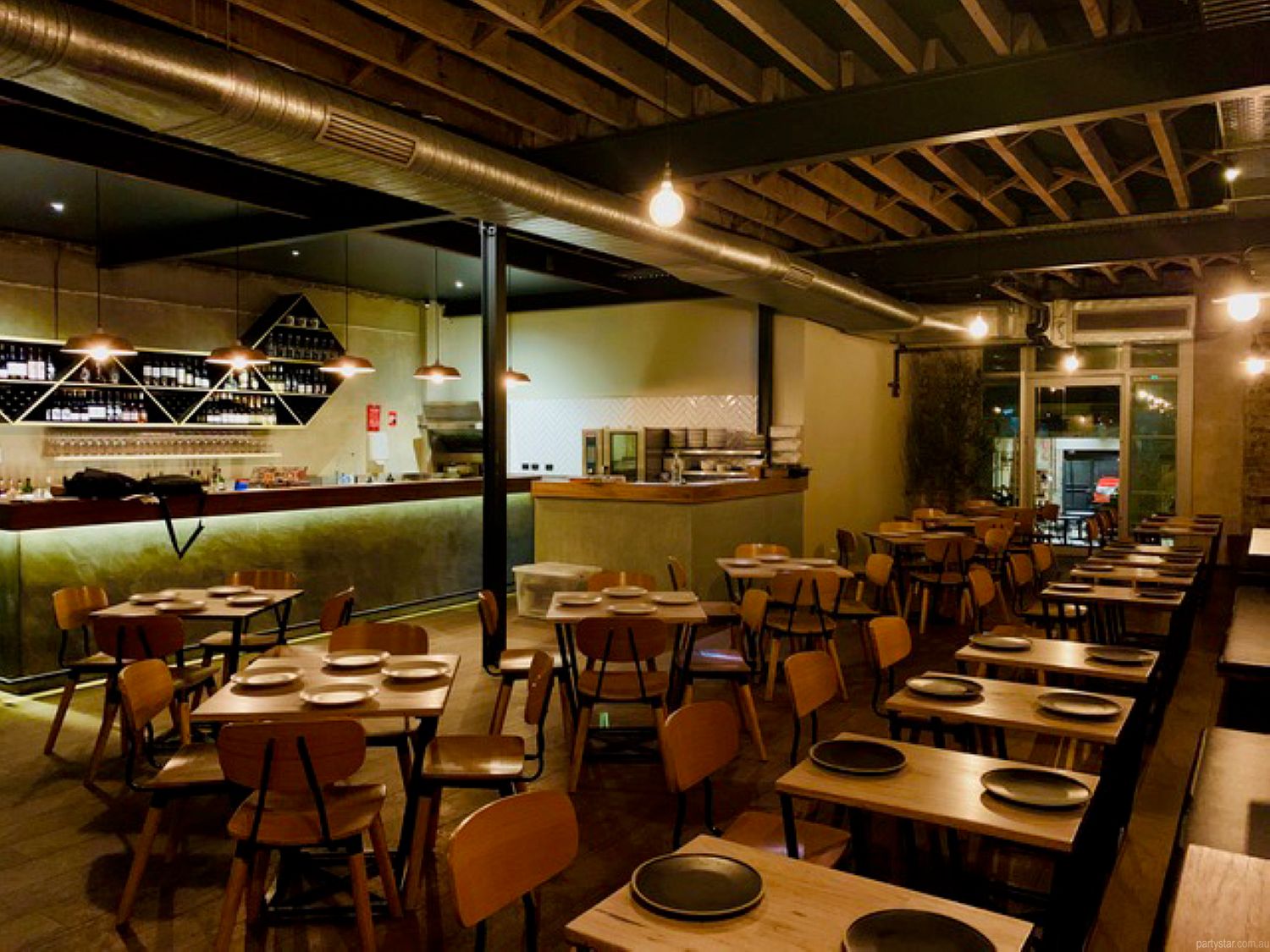 Henry Lee's (Bar and Dining) in Redfern, Sydney - function room hire