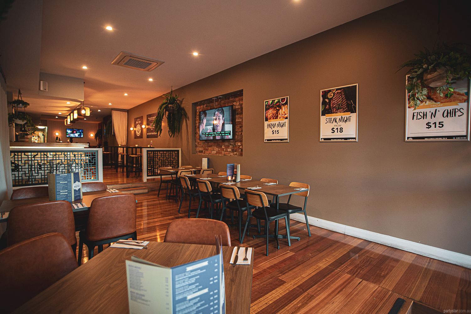 Albion Hotel Dandenong, Dandenong, VIC. Function Room hire photo #3