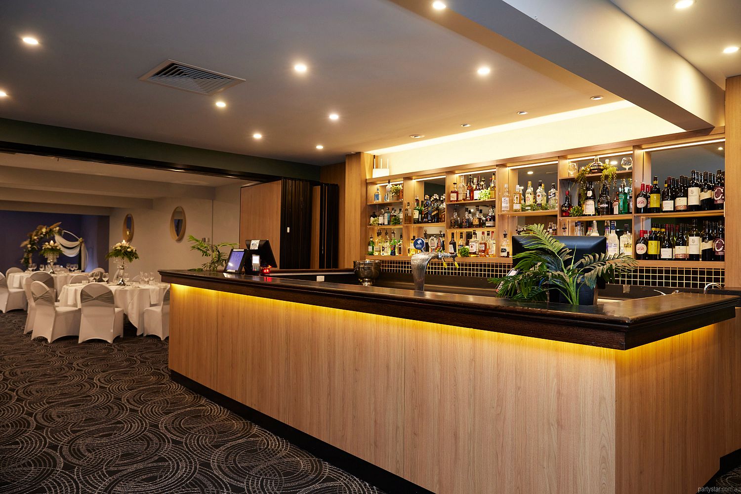 Sandown Park Hotel, Noble Park, VIC. Function Room hire photo #1