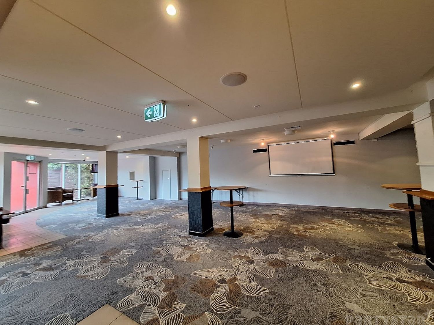 Mountain View Hotel, Glen Waverley, VIC. Venue photo #4