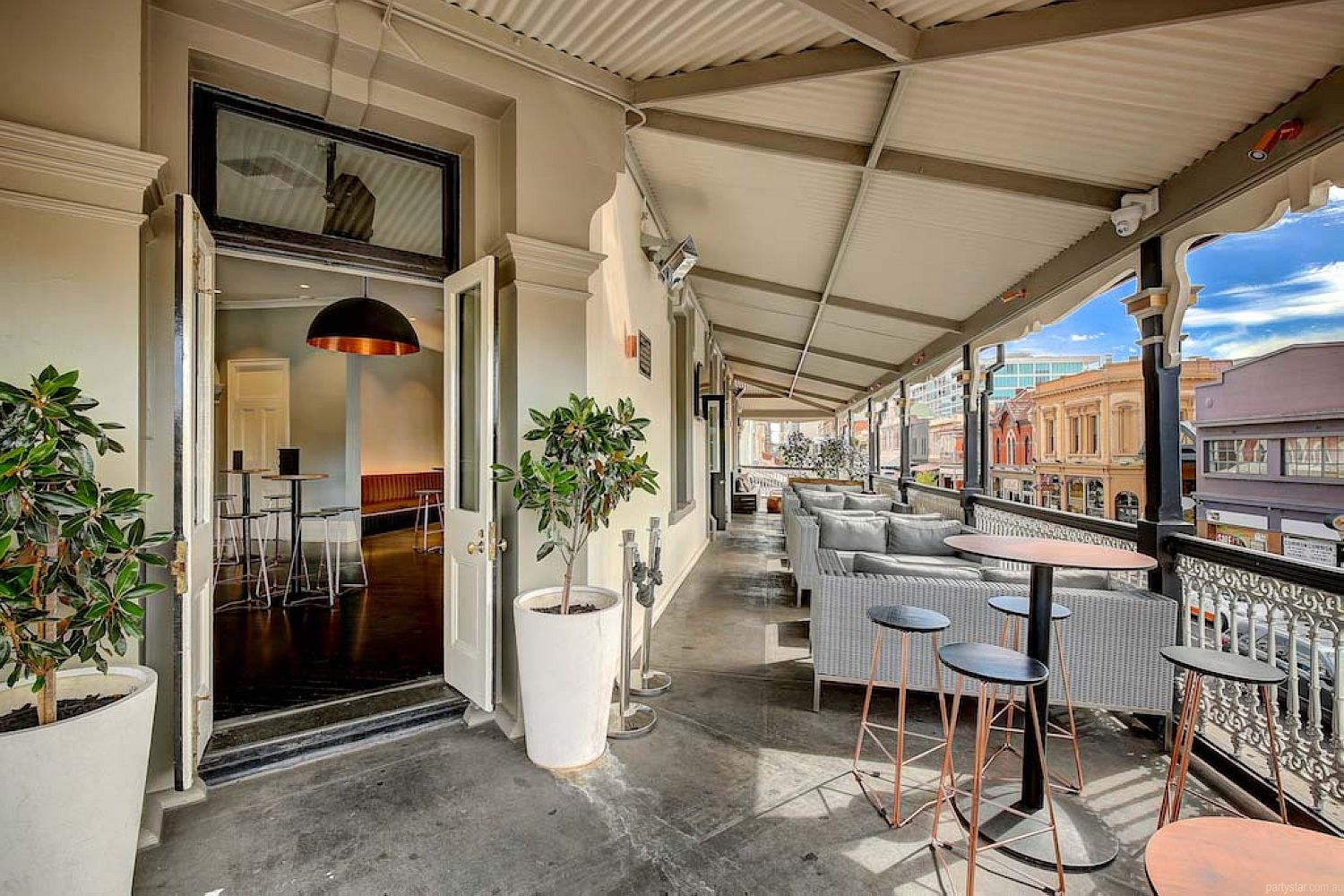 Stag Hotel (Balcony Bar) in Adelaide, SA function room hire
