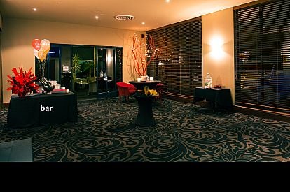 Kensington Hotel, The
