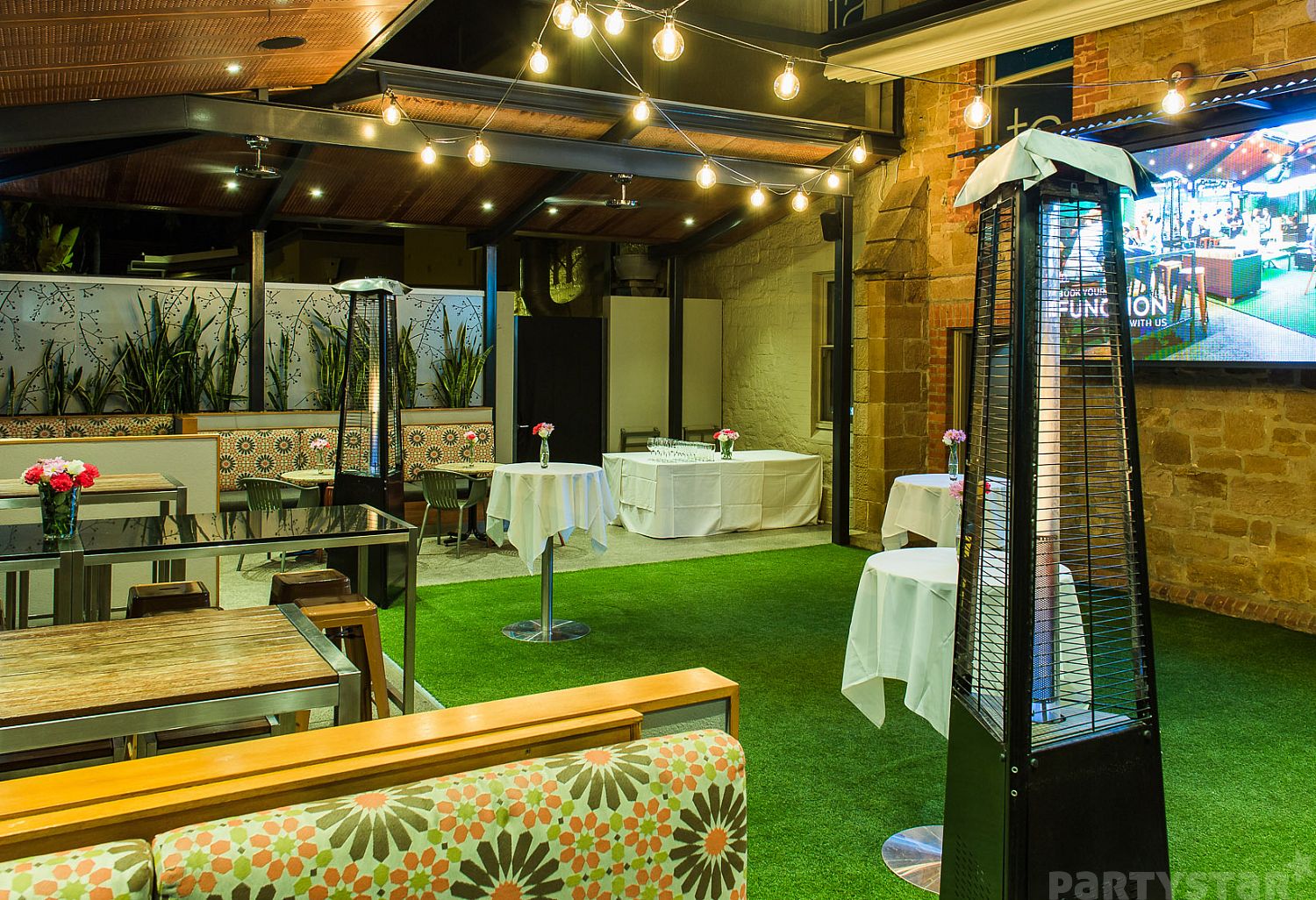 Torrens Arms Hotel, Kingswood - function room photo