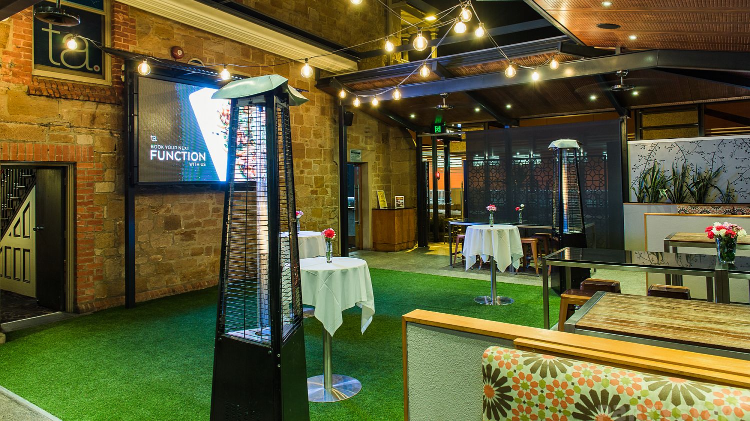 Torrens Arms Hotel, Kingswood, SA. Venue photo #4