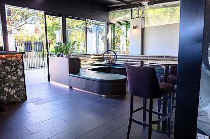 Thumbnail image of Lounge Bar 3