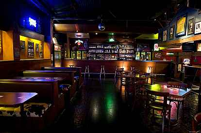 Raised Area Function Room