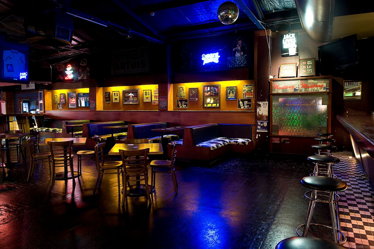 Mustang Bar, Northbridge, WA. Function Room hire photo #2