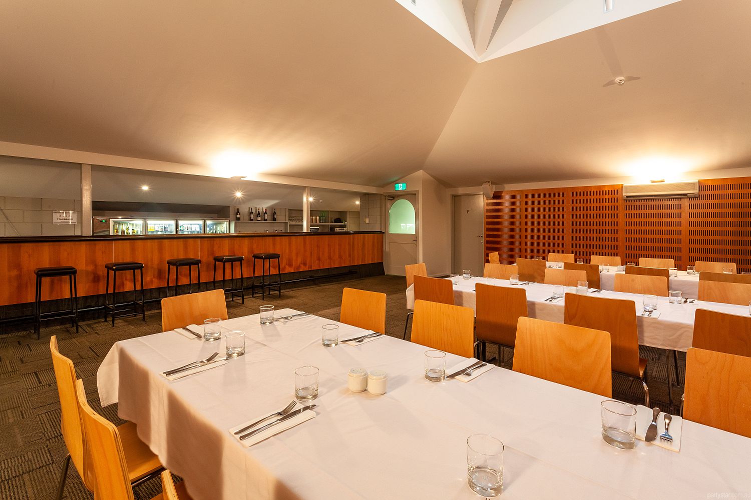 Mornington Inn, Mornington, TAS. Function Room hire photo #2