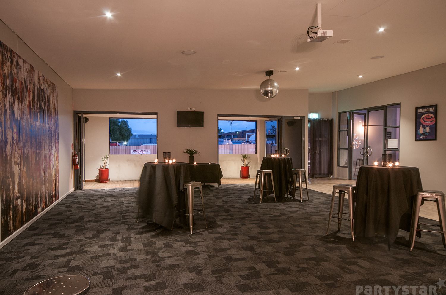 Function Room function space at The Victoria Hotel, Yarraville, VIC. Photo 3