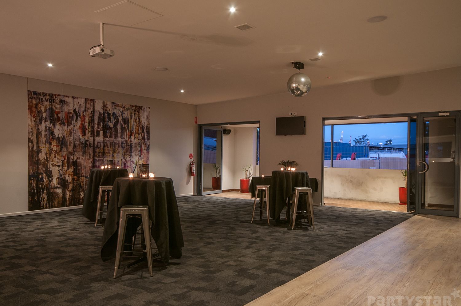 Function Room function space at The Victoria Hotel, Yarraville, VIC. Photo 4