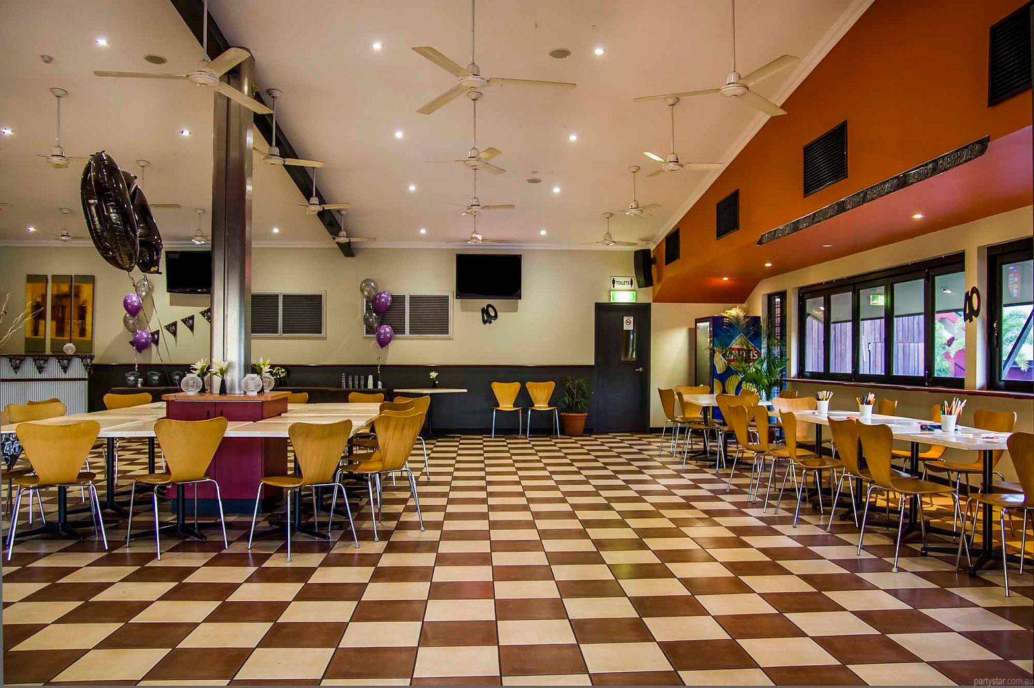 Airport Tavern, Jingili, NT. Function Room hire photo #4