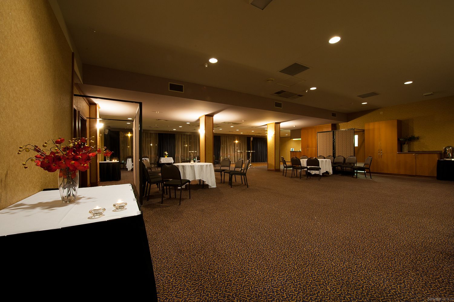 Southern Cross Club Woden, Woden, ACT. Function Room hire photo #2