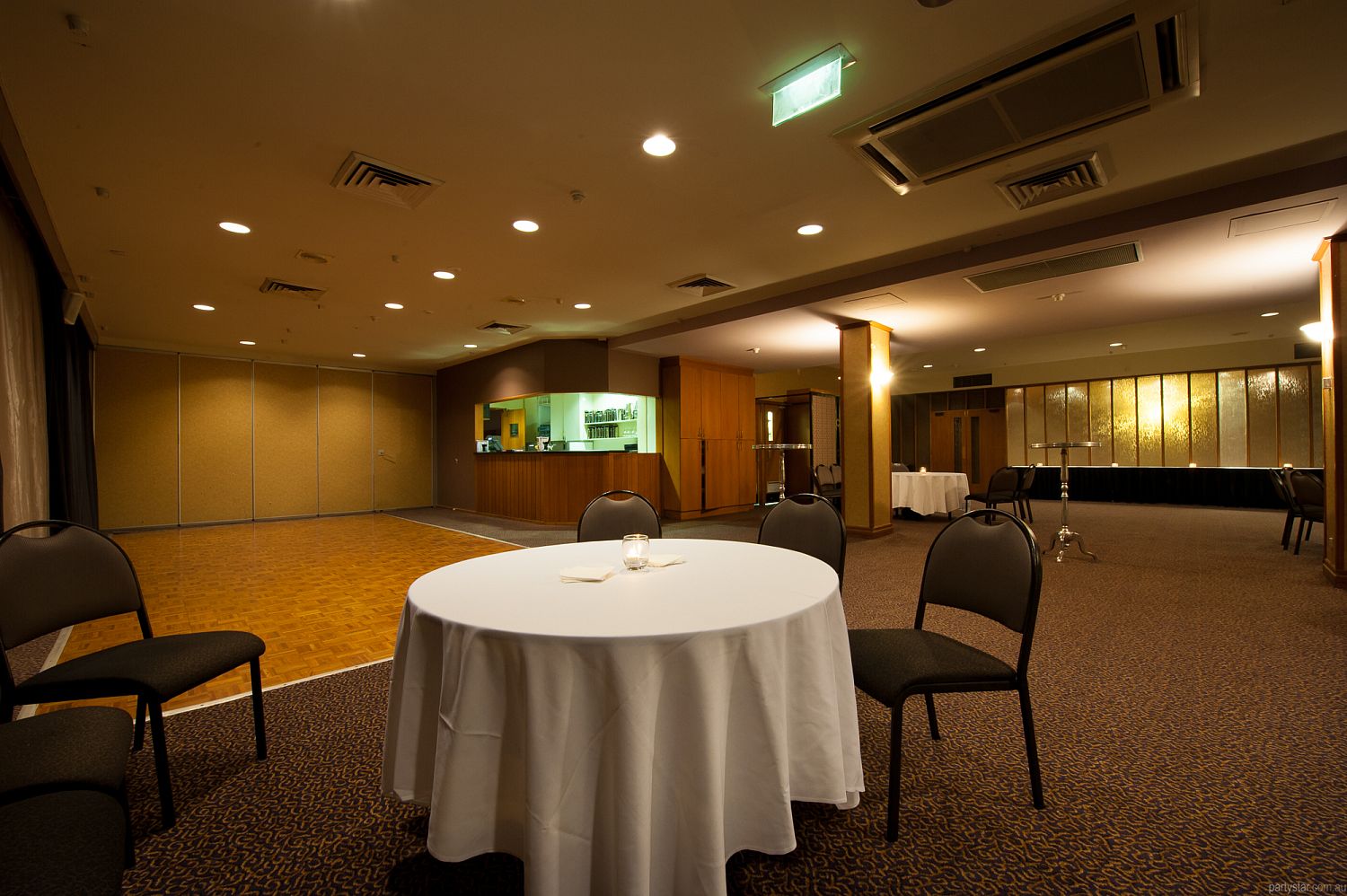 Southern Cross Club Woden, Woden, ACT. Function Room hire photo #4