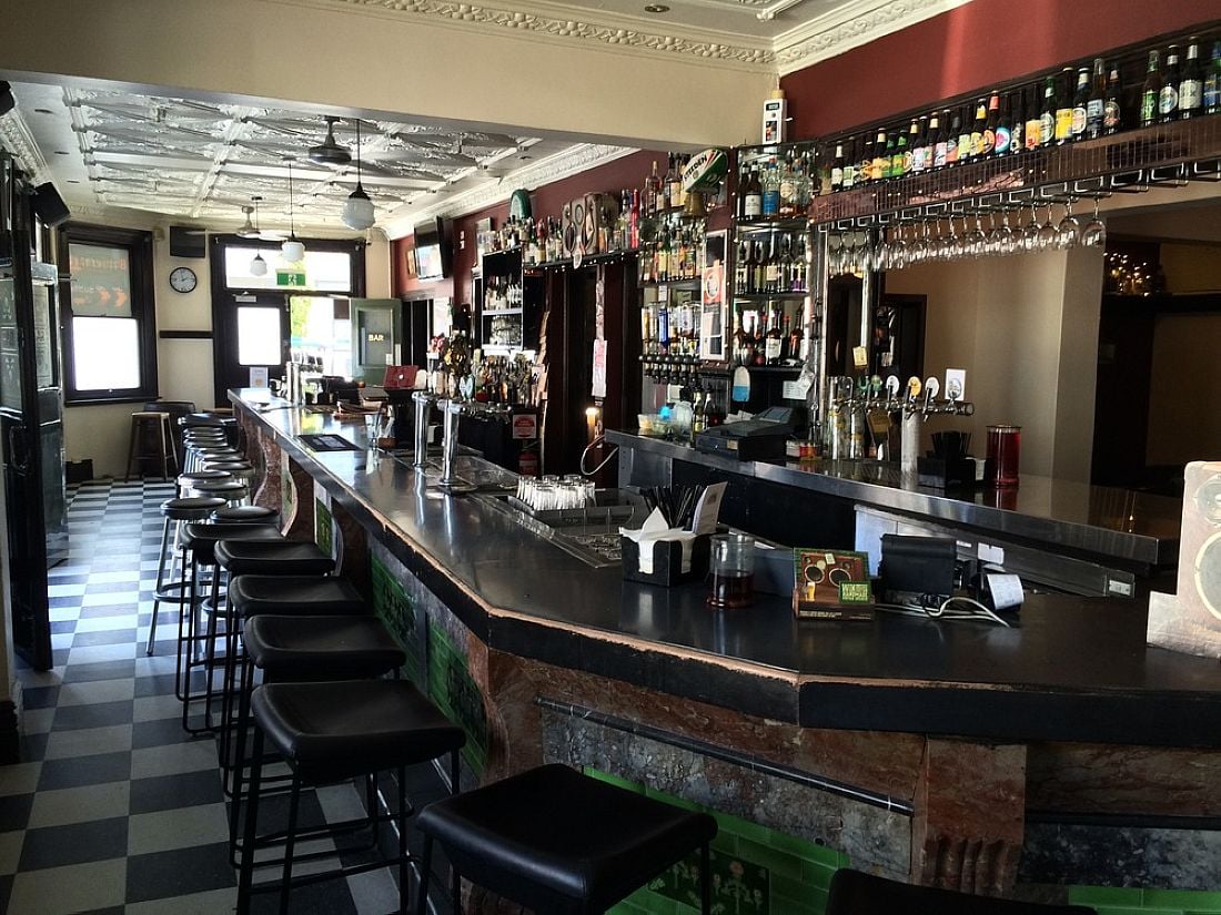  Carlisle Castle Hotel, Newtown, Sydney Review and Details