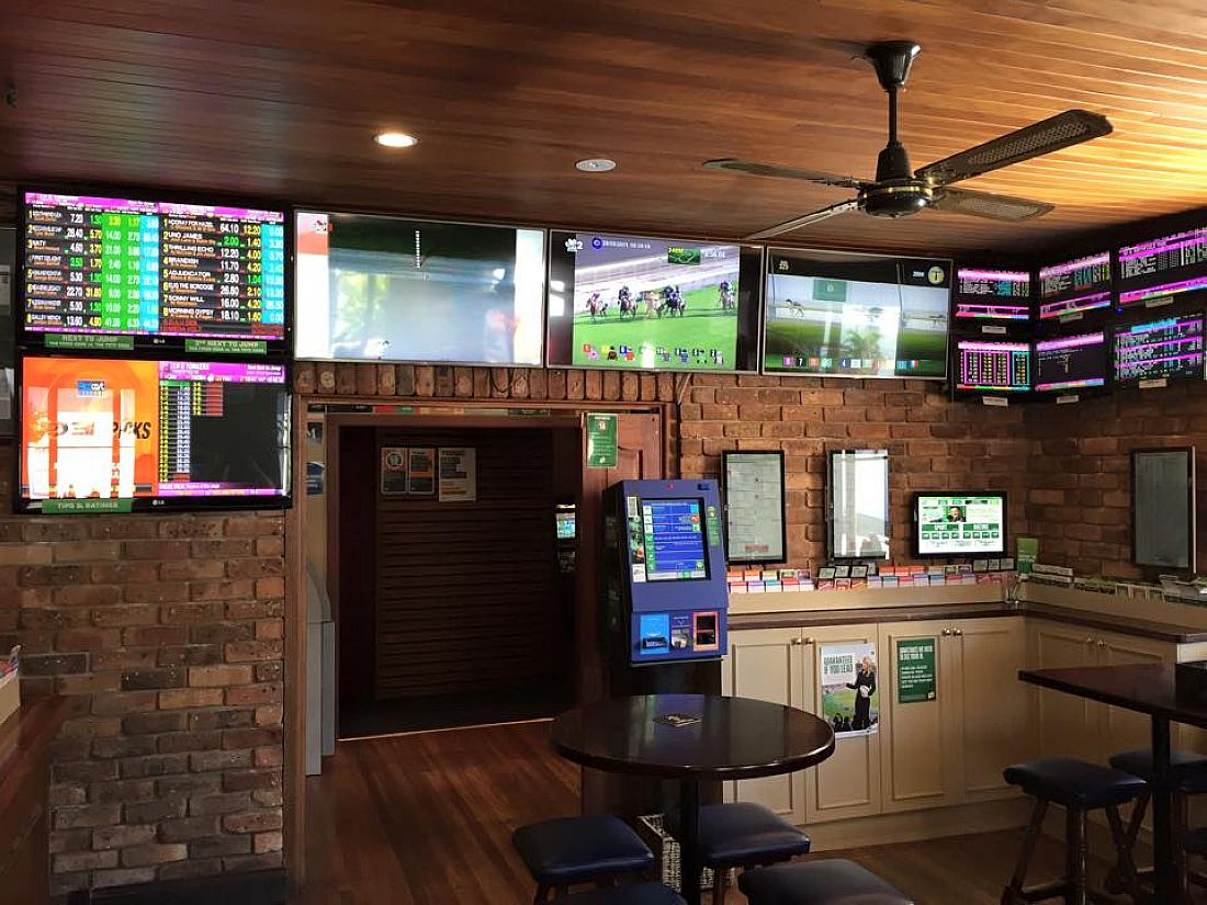 Dry Dock Hotel, Balmain, NSW. Venue photo #1