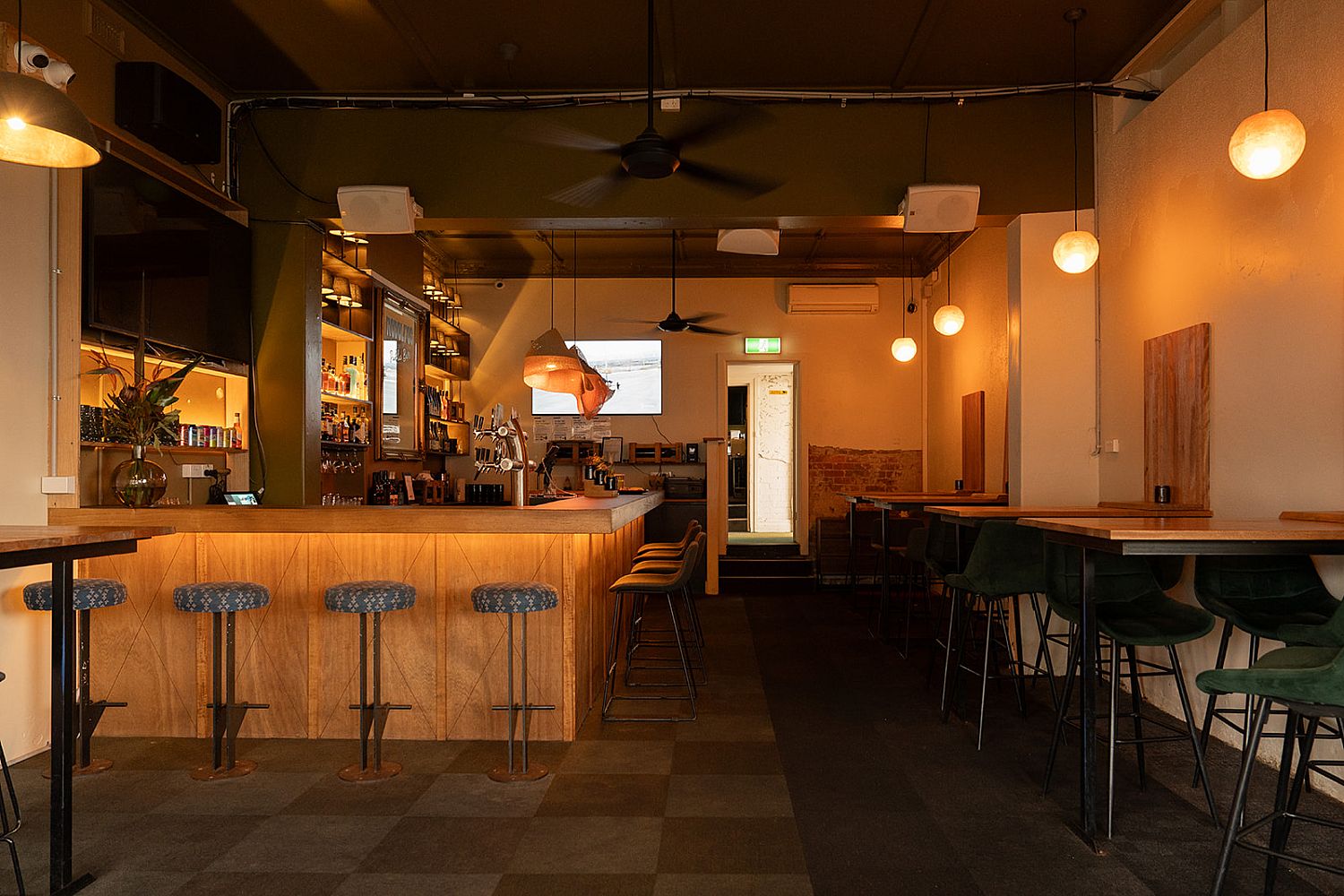 Konar Bar