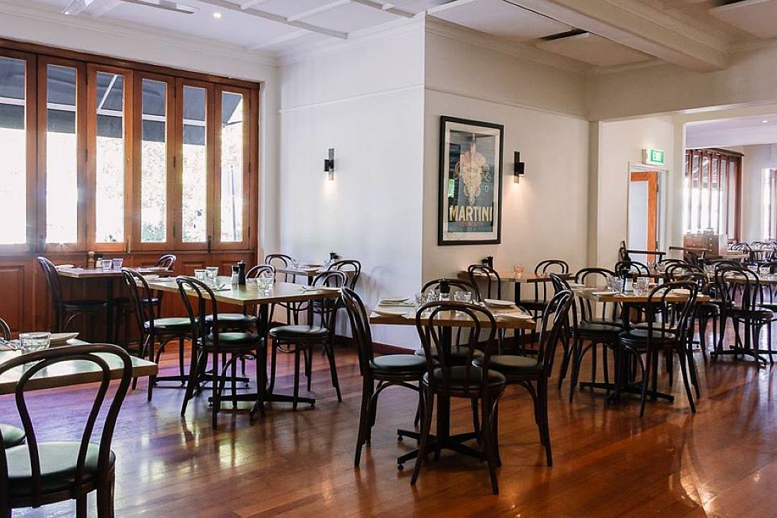 Kent Hotel, Carlton North, VIC. Venue photo #2