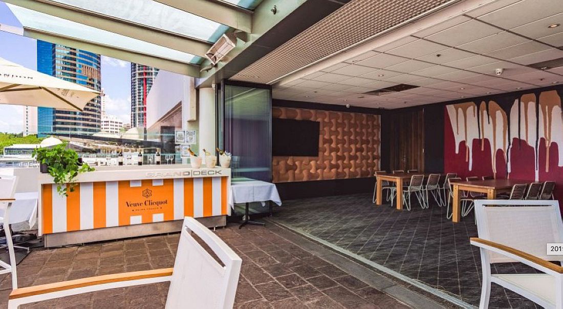 Friday's, Brisbane City, QLD. Venue photo #3