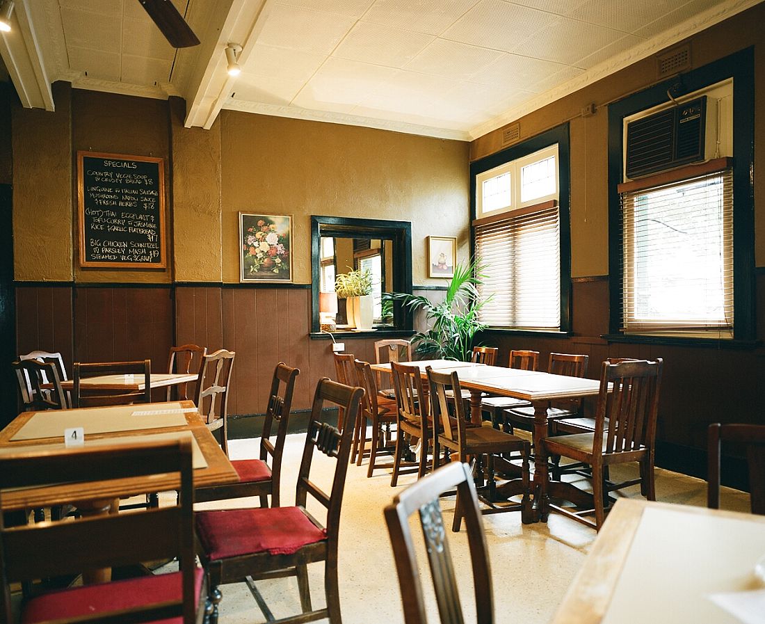 ~ Lord Newry Hotel, Fitzroy North, Melbourne ~ Review and Details