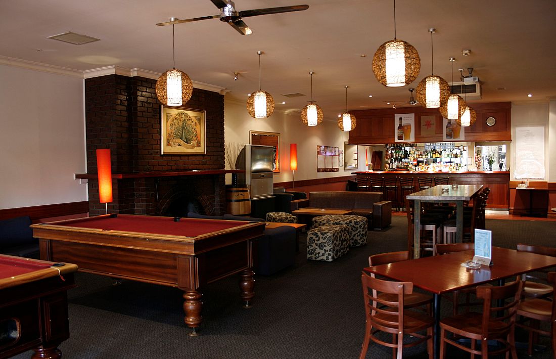 Peacock Inn, Northcote, VIC. Venue photo #1