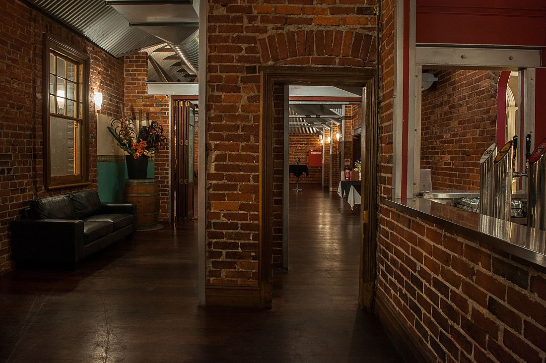 Oxford Hotel, Leederville, WA. Venue photo #2